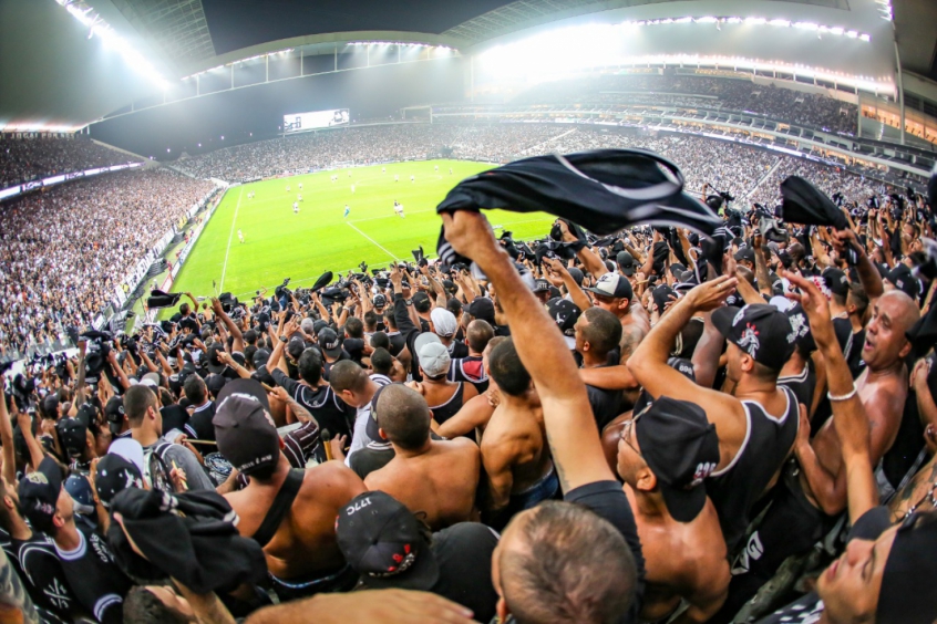 Ingressos dos próximos jogos do Timão na Arena Corinthians seguem à venda  pela internet