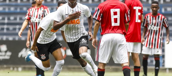 São Paulo parabeniza dupla de Cotia campeã mundial sub-17 - Gazeta