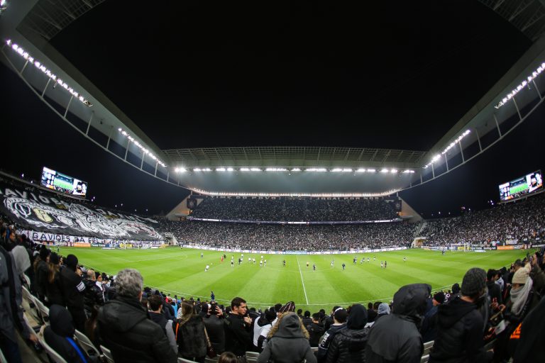 CBF muda horário do jogo entre Corinthians e Internacional ...