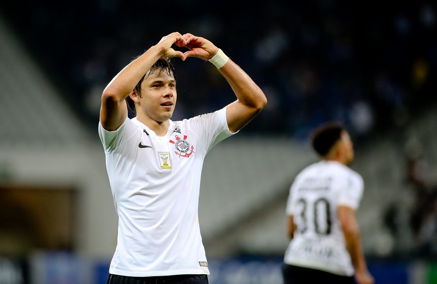 Com dois jogos no mesmo dia, Corinthians confirma Zenon e Viola