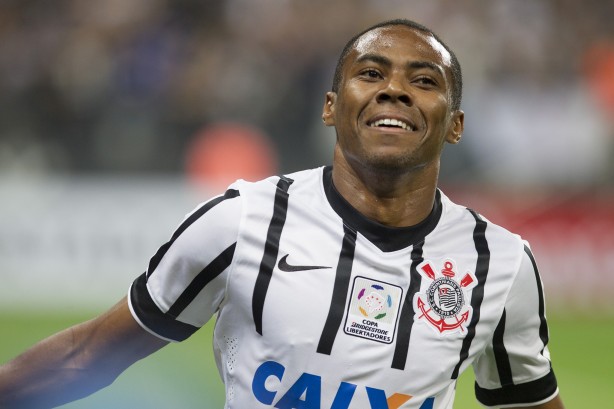 Elias com a camisa do Corinthians