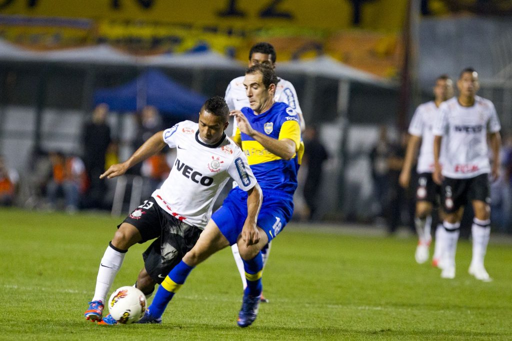 Corinthians conquistava o mundo pela segunda vez, há oito anos