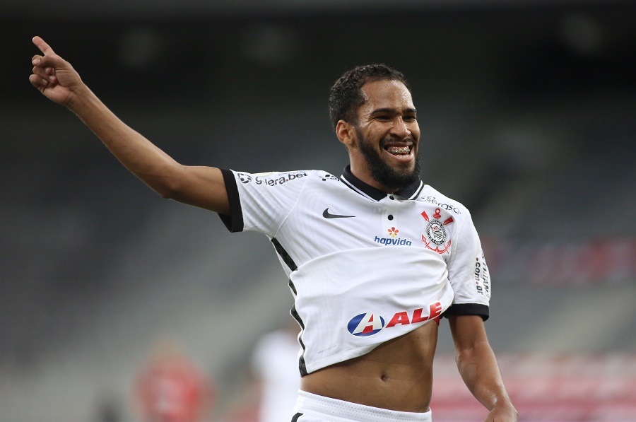 Everaldo comemora o gol que tira o Corinthians da zona do rebaixamento na 16ª rodada do Brasileirão 2020 /Foto: Rodrigo Coca/Agência Corinthians
