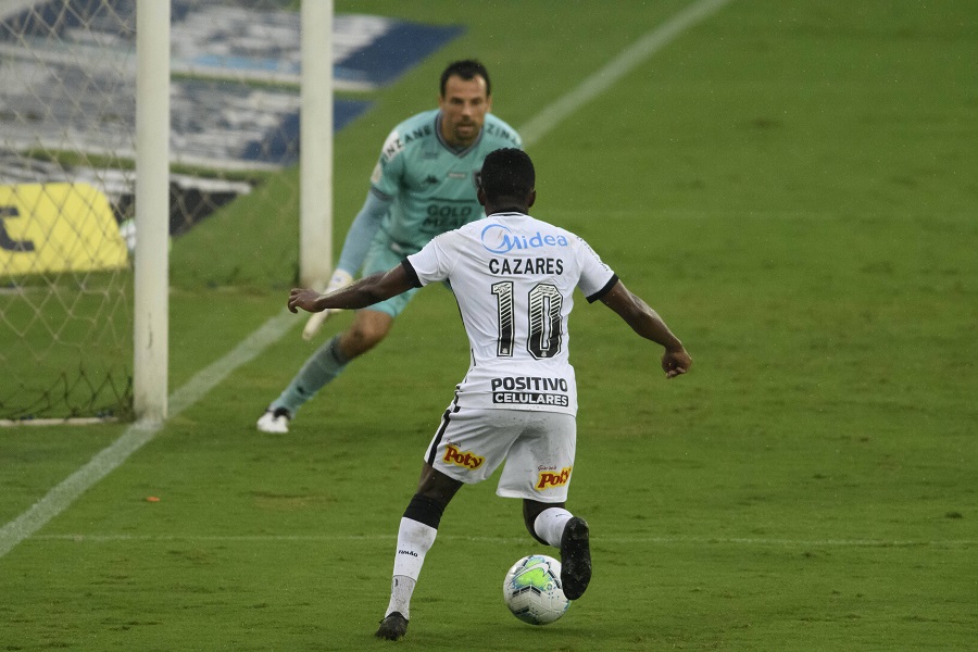 Botafogo x Corinthians RIO DE JANEIRO, RJ - 27.12.2020: BOTAFOGO X CORINTHIANS - J. Cazares during Botafogo x Corinthians held at the Nilton Santos Stadium for the 27th round of the Brazilian Championship, this Sunday afternoon 27, in Rio de Janeiro, RJ. Photo: Celso Pupo/Fotoarena x2010916x PUBLICATIONxNOTxINxBRA CelsoxPupo
