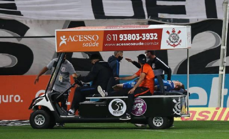 Cássio Corinthians ambulância (Photo by Alexandre Schneider/Getty Images)