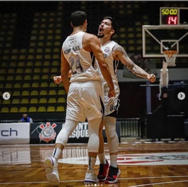 Corinthians 75 x 67 Bauru Basket - NBB 2021