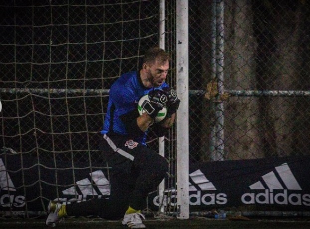 Diego goleiro Corinthians F7 Foto: Marlon Goulart
