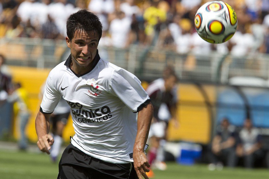 Matheuzinho foi destaque na Copinha de 2012, mas disputou apenas duas partidas no profissional do Corinthians. Foto: Daniel Augusto Jr./Fotoarena
