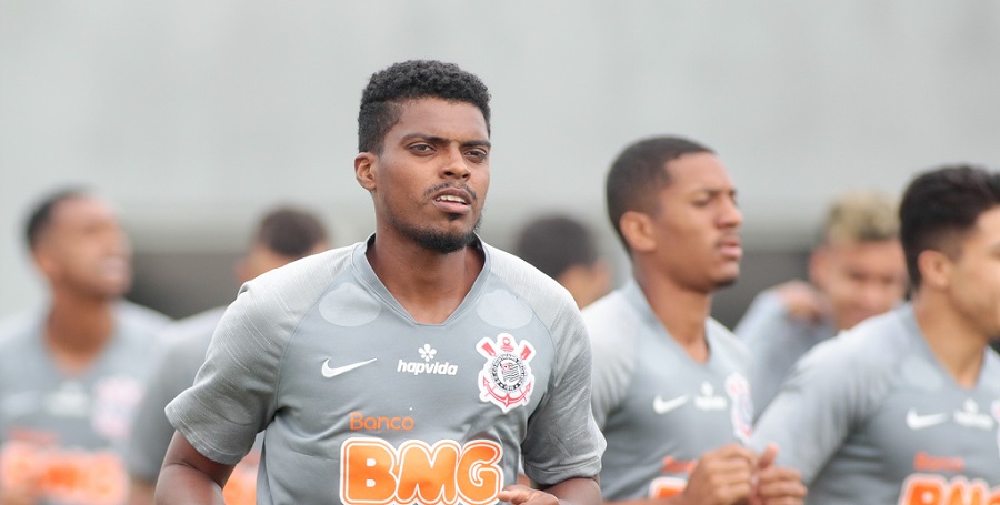 O zagueiro Jemerson pode voltar a campo diante do Santos na próxima quarta-feira, após se recuperar de lesão no joelho. Foto RodrigoCoca AgCorinthians