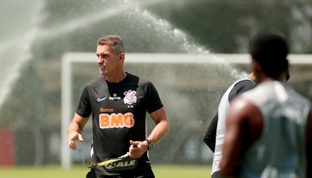 Técnico Vagner Mancini em atividade no CT - Foto Rodrigo Coca Ag. Corinthians
