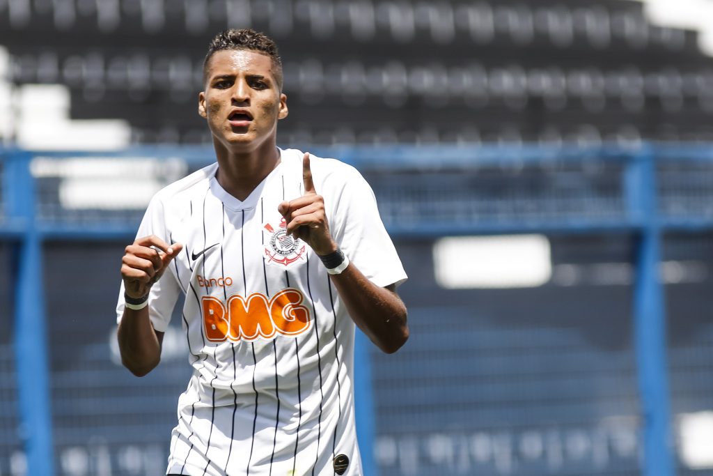 Rodrigo Varanda revela que ainda revê o seu gol: "Não caiu minha ficha". (Foto: Rodrigo Gazzanel/Ag. Corinthians)
