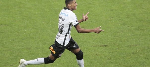 Rodrigo Varanda comemora o primeiro gol pelo Corinthians. Foto RodrigoCoca/AgCorinthians