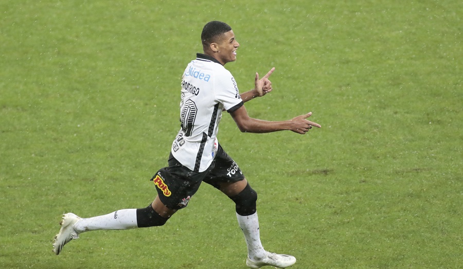 Rodrigo Varanda comemora o primeiro gol pelo Corinthians. Foto RodrigoCoca/AgCorinthians