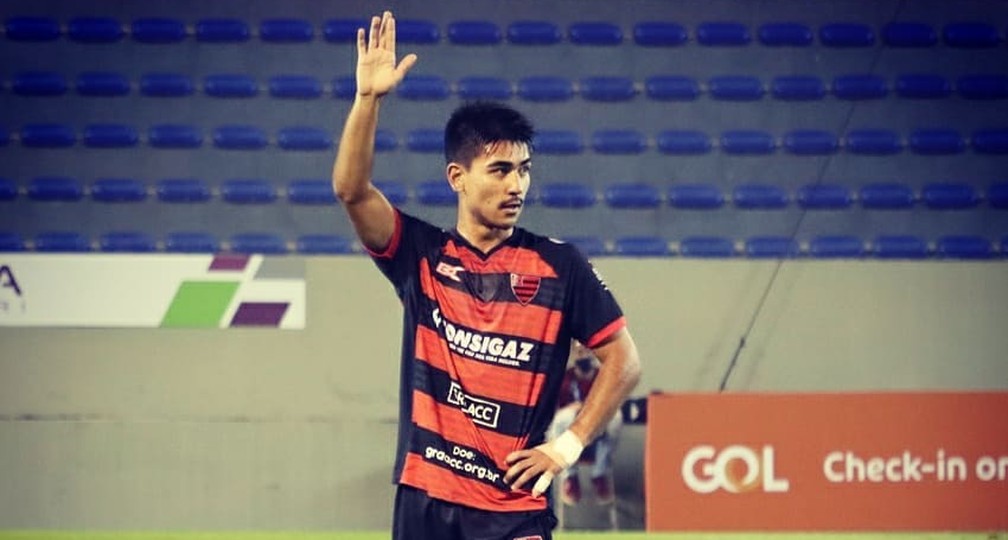 Revelado no Corinthians, Fabrício Oya é anunciado em clube da Bielorússia. (Foto: Alex Caús/Oeste FC)