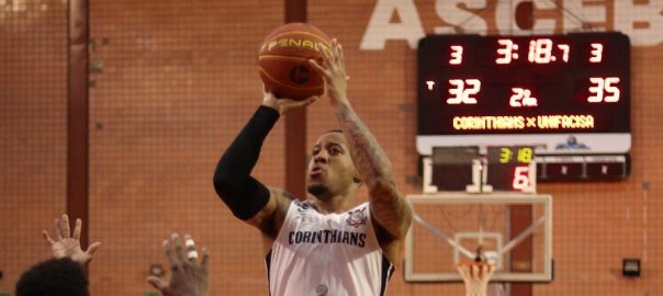 Fuller foi o cestinha da partida com 30 pontos. Foto Gabriel Costa/Cerrado Basquete/NBBTwitter