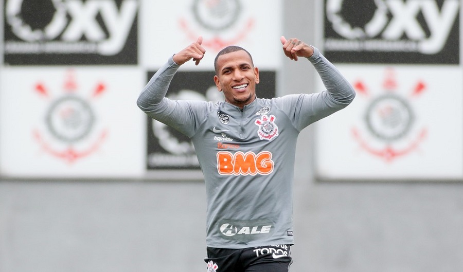 Otero marcou três gols pelo Corinthians, sendo um de falta direta — Foto: Rodrigo Coca/Ag. Corinthians
