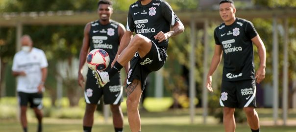 João Victor, Jemerson e Mandaca - Foto Rodrigo Coca Ag. Corinthians