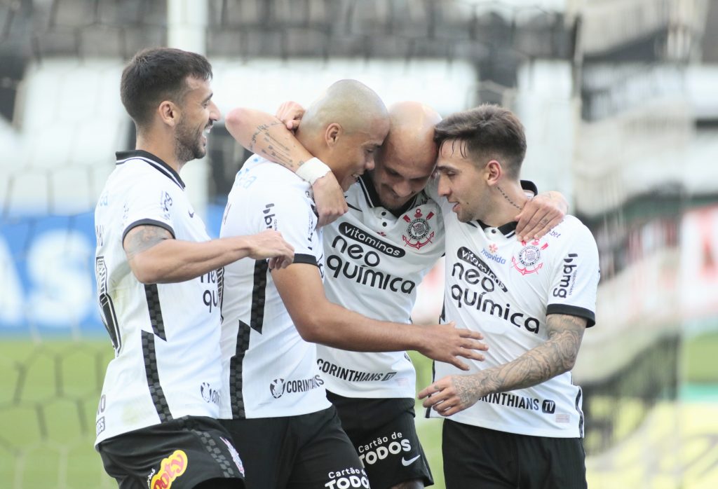 Fábio Santos afirma que jogadores querem a vitória: "Respeito ao clube que a gente defende". (Foto: Rodrigo Cocal/Ag. Corinthians)