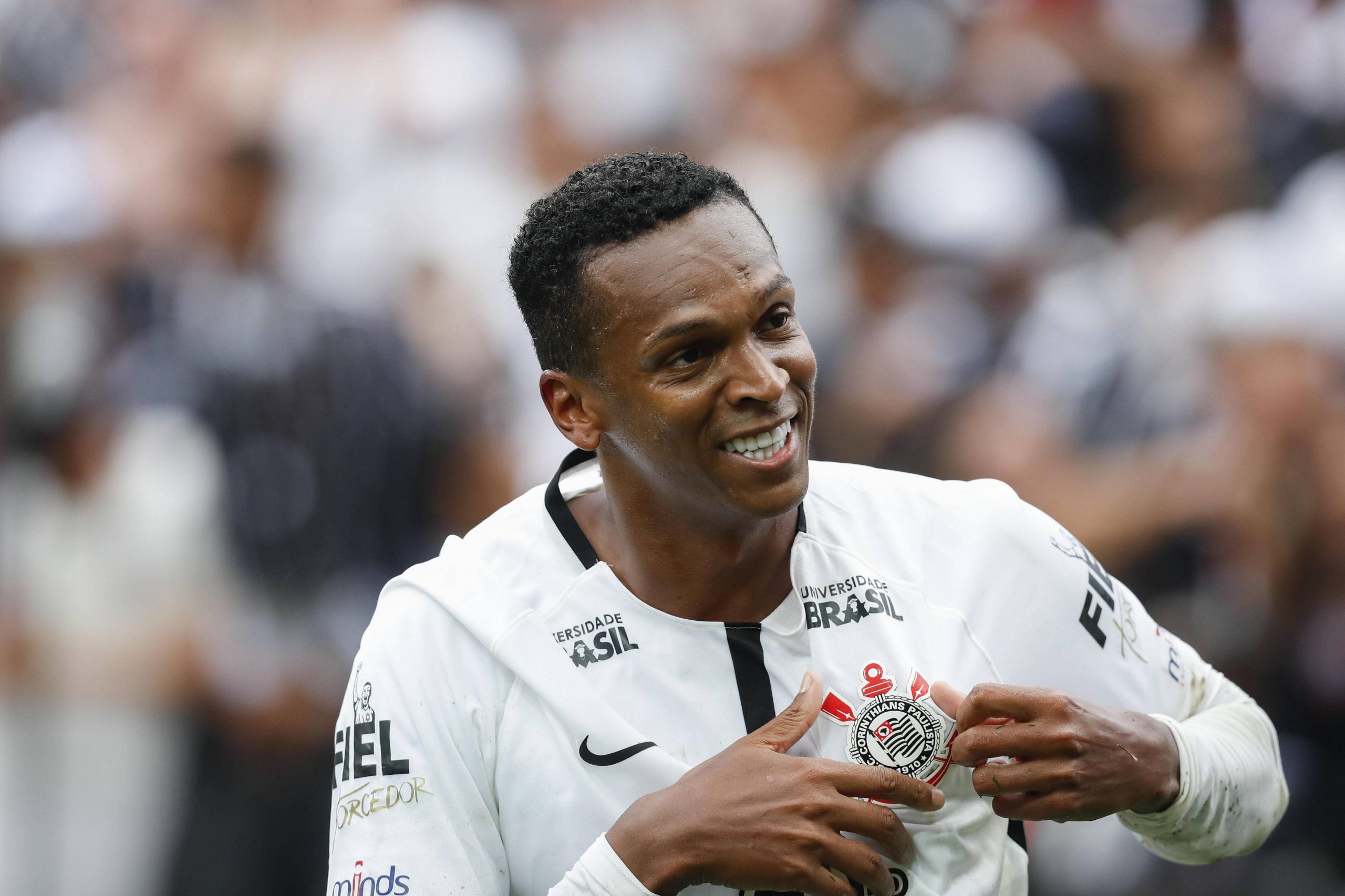 Jô Comenta Sobre Marca De Maior Artilheiro Do Corinthians No Século