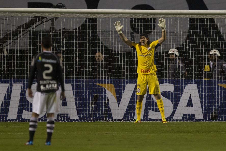 Cassio durante a partida entre Corinthians x Vasco da Gama, realizada no Estádio do Pacaembu,  jogo de volta, valido pelas quartas de final  da Copa Libertadores de America 2012. Sao Paulo/Brasil - 23/05/2011. Foto: © Daniel Augusto Jr. / Fotoarena