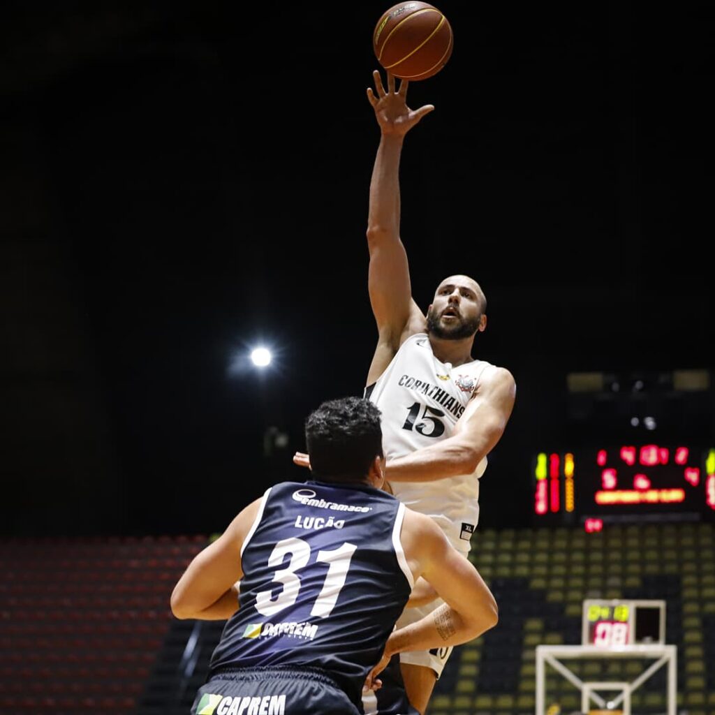 Corinthians conquista 1° vitória no Paulista de basquete masculino