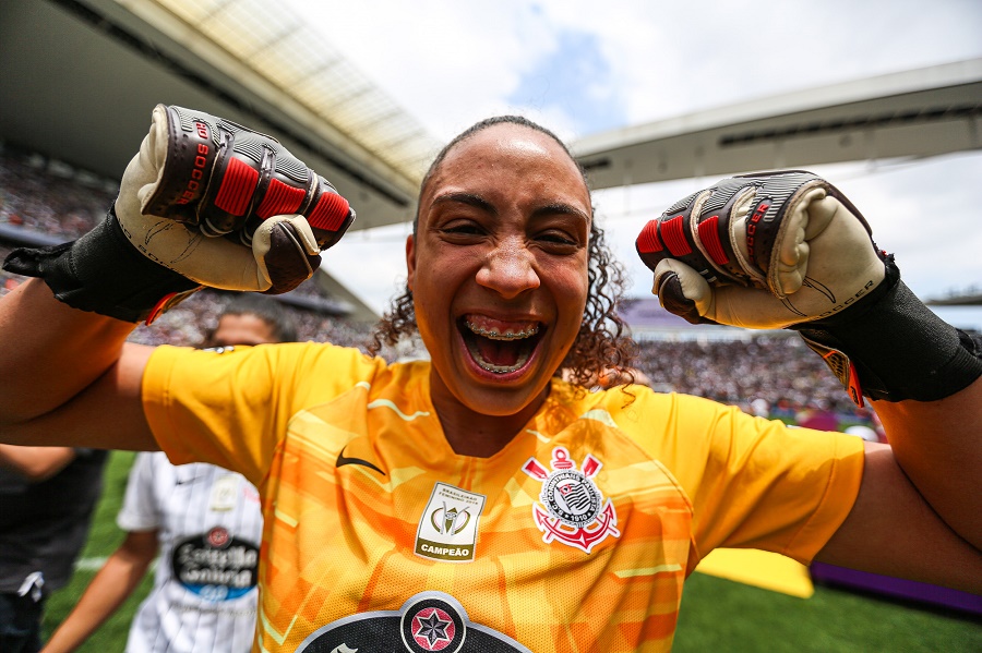 QUER O TÍTULO! Expectativas de Lelê para a final do Paulistão Feminino após conquista corintiana