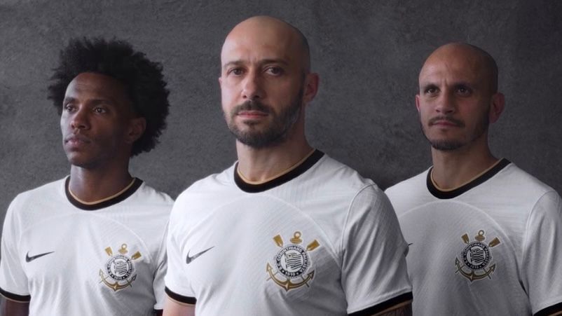 Nike apresenta segundo uniforme do Corinthians para a temporada 2022