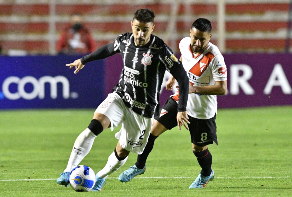 Wesley ou Pedro? Dupla acirra disputa por vaga no ataque do Corinthians -  TIMÃONET