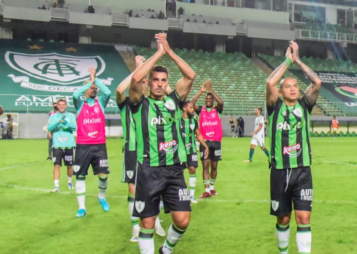 Corinthians acerta o empréstimo de Danilo Avelar ao América-MG