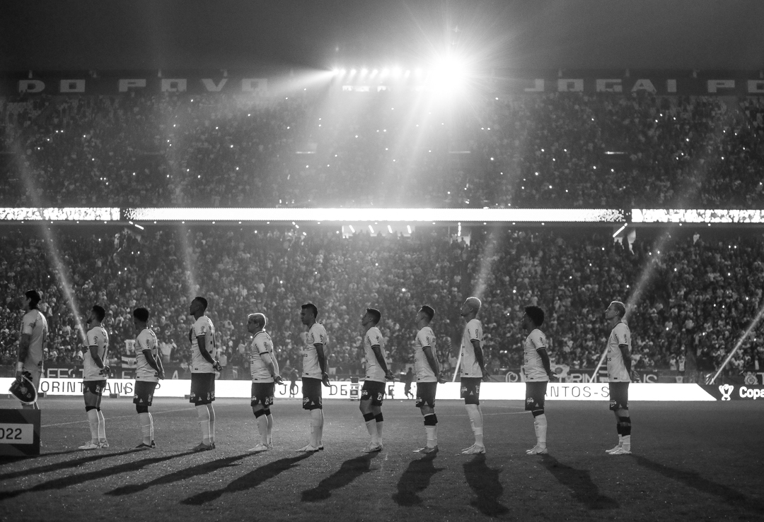 Corinthians registra pior público na temporada em vitória contra o