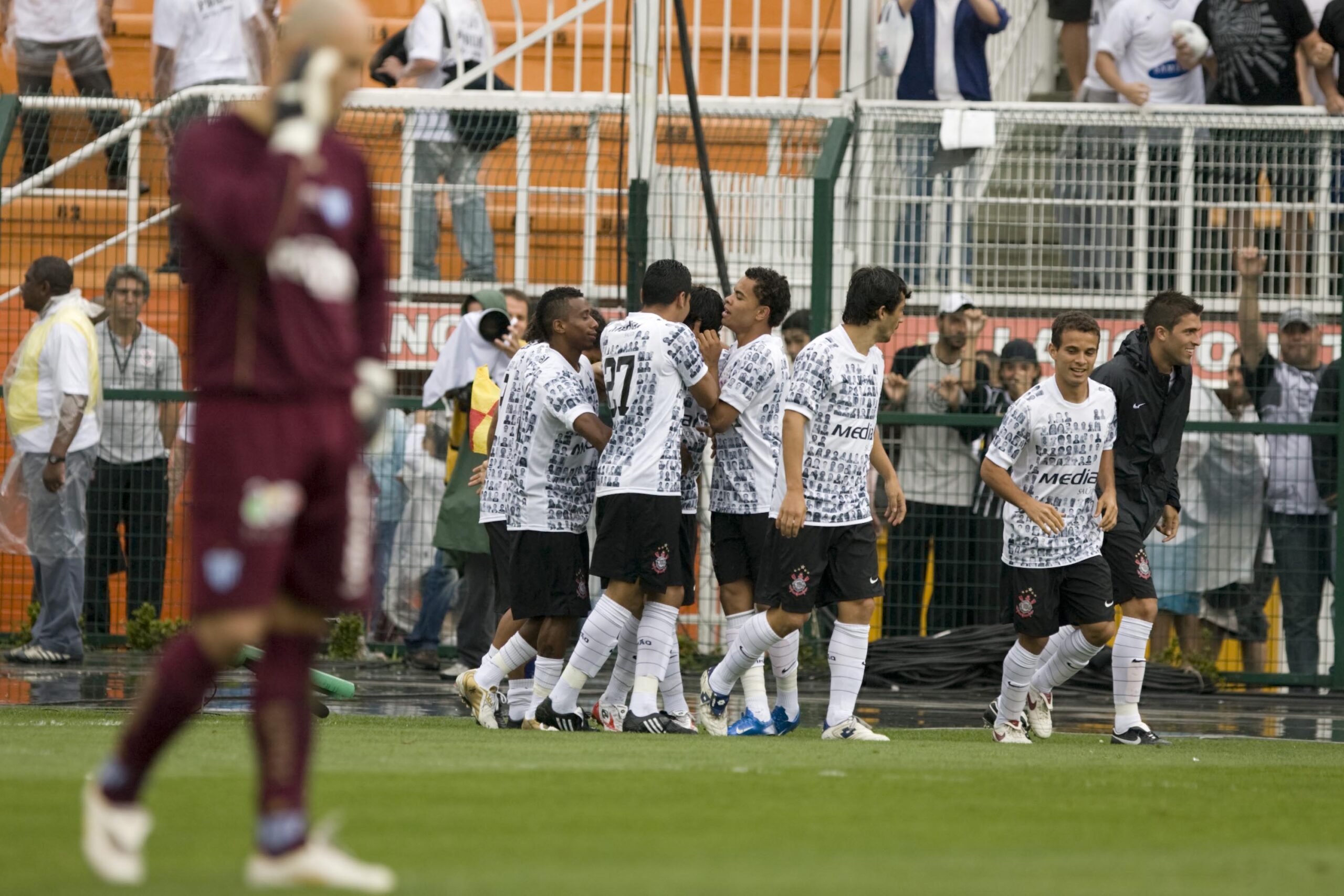 Marca Histórica Do Corinthians Na Série B Do Brasileirão é Superada ...