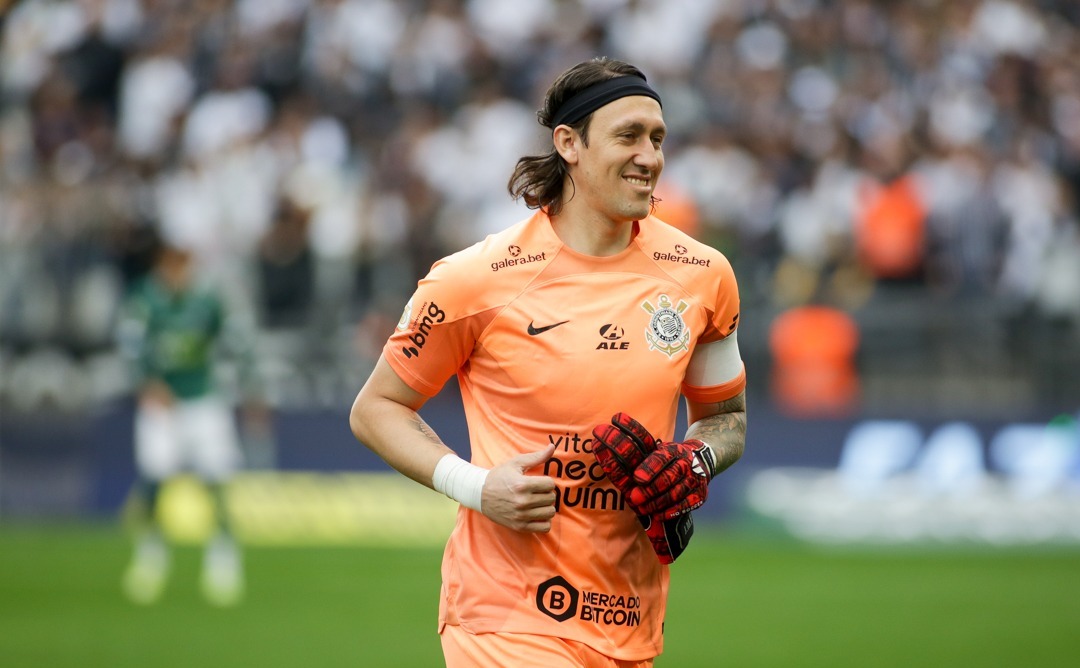 Cássio defende 22º pênalti pelo Corinthians e encosta em Ronaldo por  recorde - Lance!