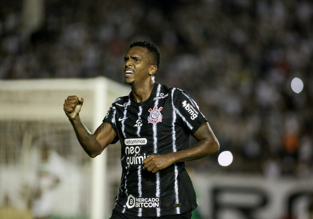 Relembre e veja números de todos os jogos que o Corinthians teve Jô e Tevez  juntos - Gazeta Esportiva