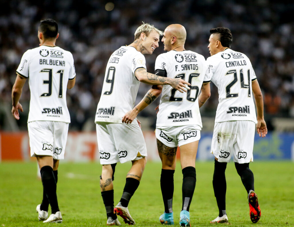 Corinthians empatou todos os clássicos estaduais no primeiro turno