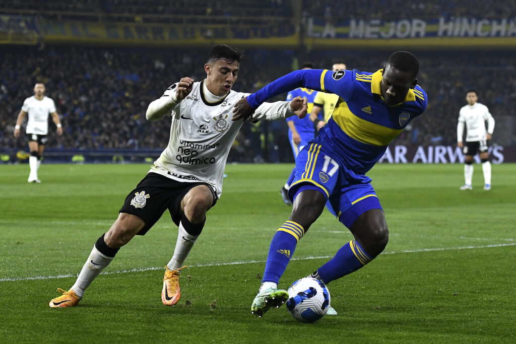 Cássio brilha nos pênaltis e Corinthians elimina o Boca Juniors na  Libertadores