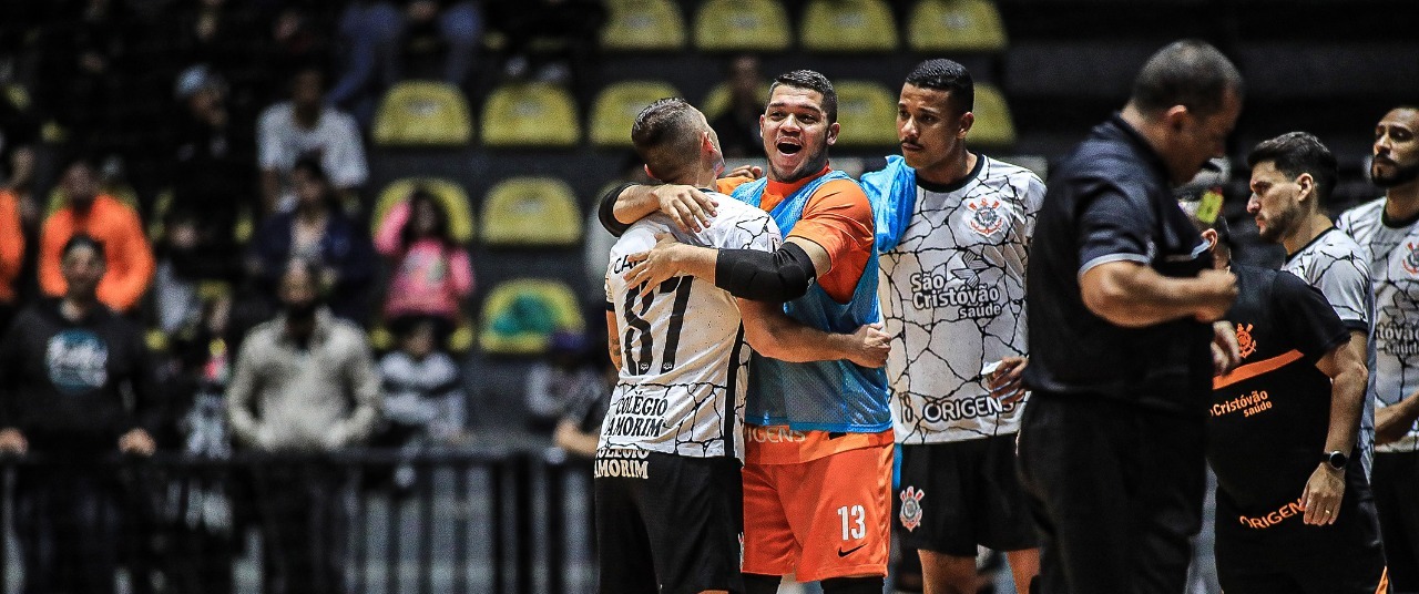 Corinthians inicia venda de ingressos para final do Campeonato Paulista de  Futsal contra o Magnus