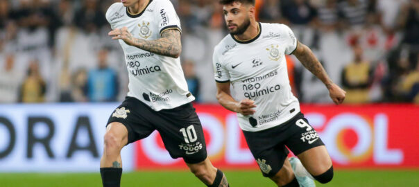 Corinthians e Bragantino: escalação oficial do Timão