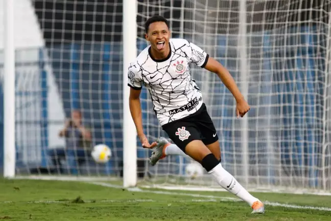 Corinthians Sub-20 termina temporada com centroavante na