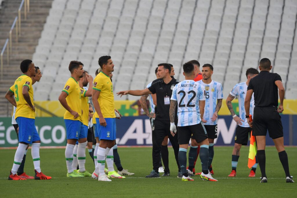 Jogo suspenso entre Brasil e Argentina que seria disputado no estádio do  Corinthians é cancelado