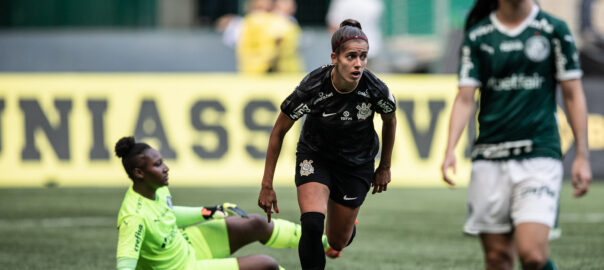 Corinthians vence Dérbi contra o Palmeiras e é tetra da Libertadores  feminina - Placar - O futebol sem barreiras para você