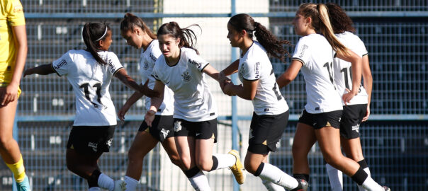 Futebol feminino do São José avança no Paulista Sub-17 - Prefeitura de São  José dos Campos