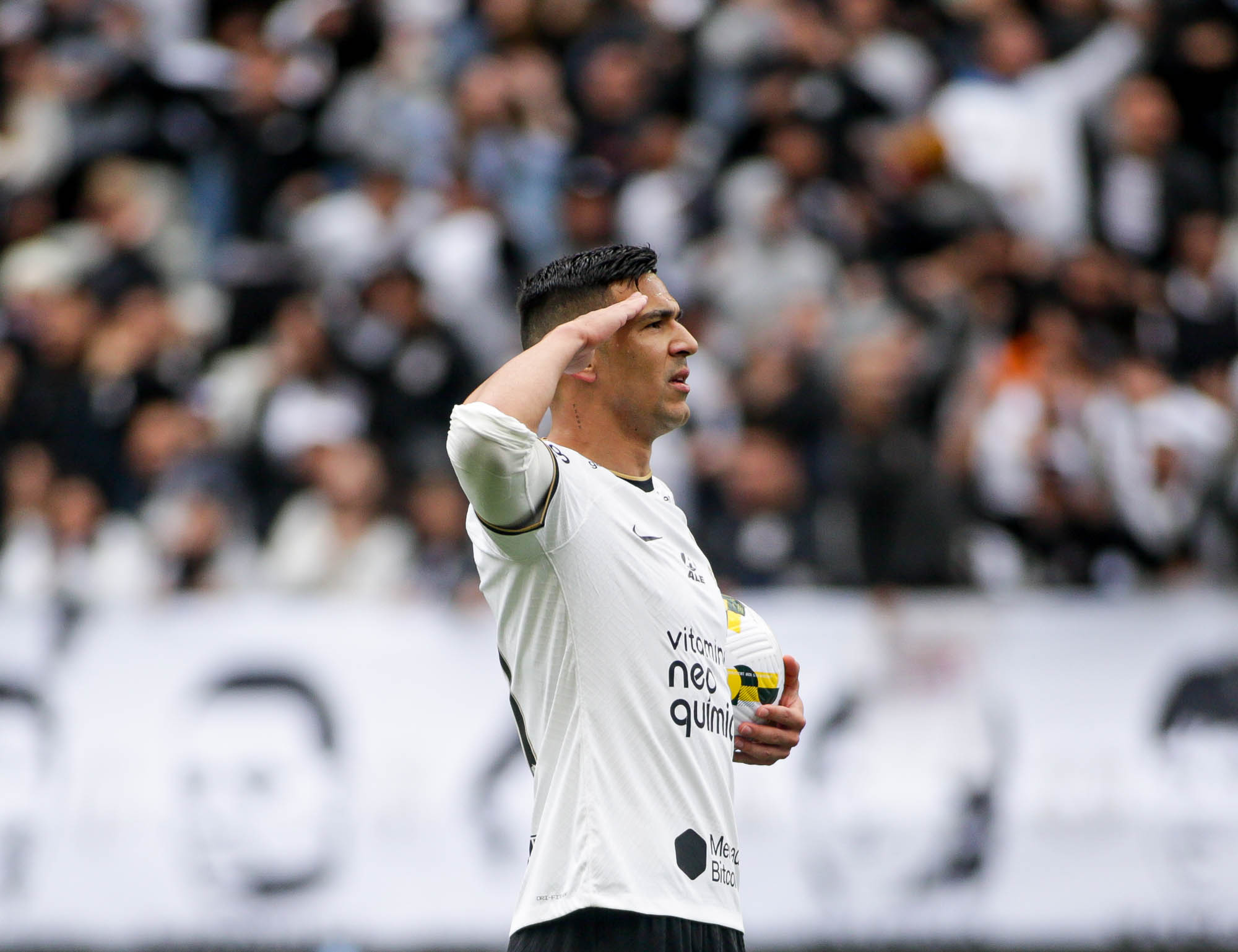 albuena é convocado para Seleção do Paraguai e pode desfalcar o Corinthians no final de setembro