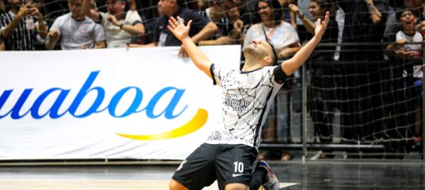 Corinthians goleia São José e sai na frente nas oitavas de final da Liga Nacional de Futsal