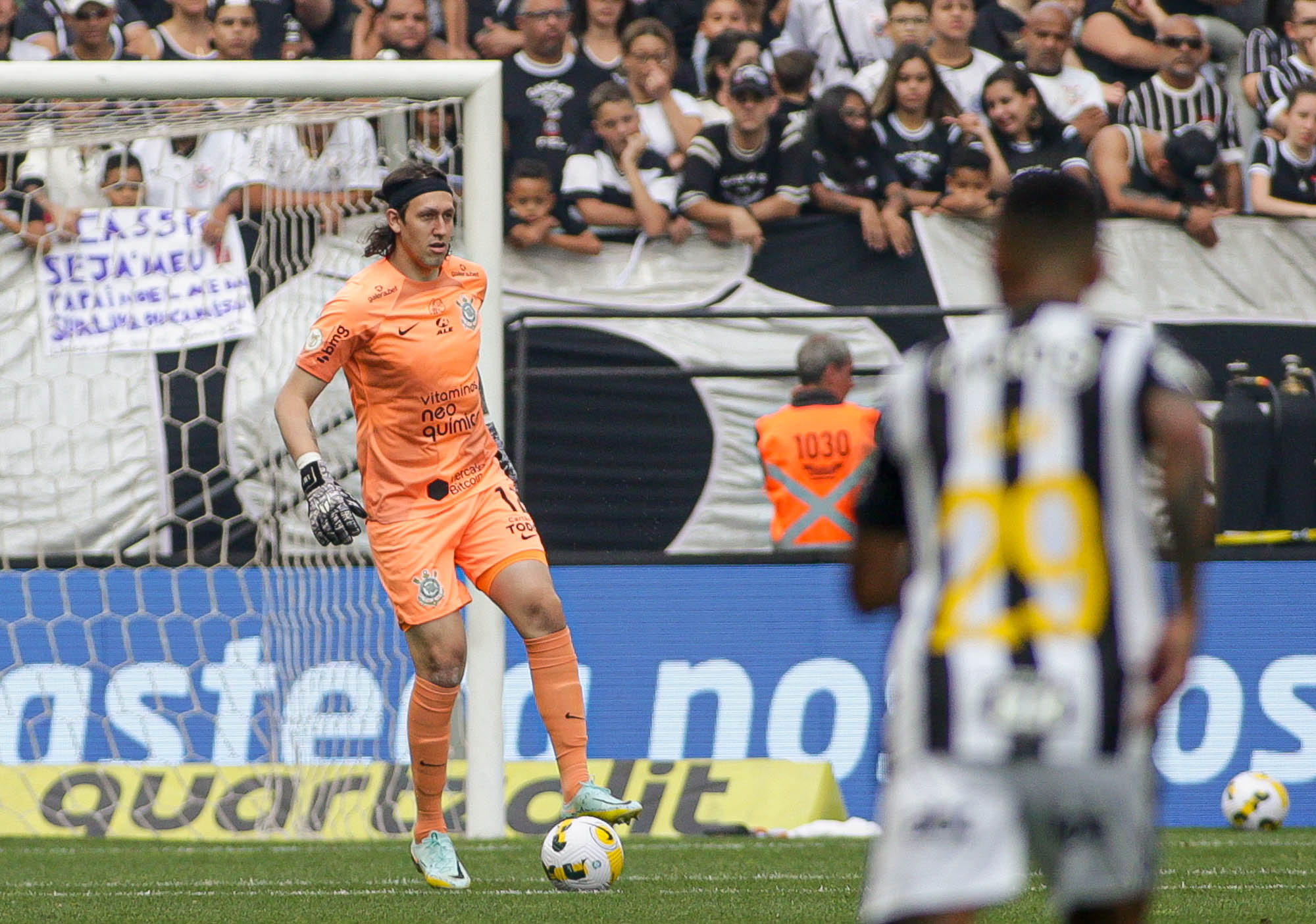 Santos e Cássio disputam prêmio de melhor goleiro da Copa do Brasil