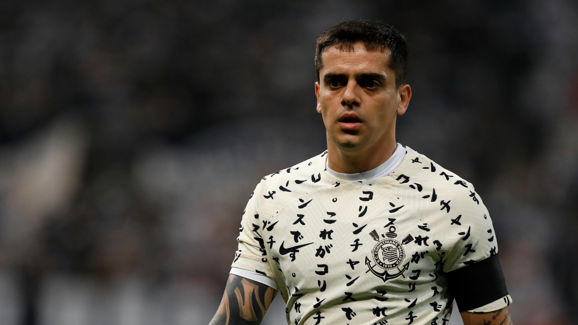 Zagueiro supera Fagner e se torna único jogador do Corinthians a participar  de todos os jogos da temporada