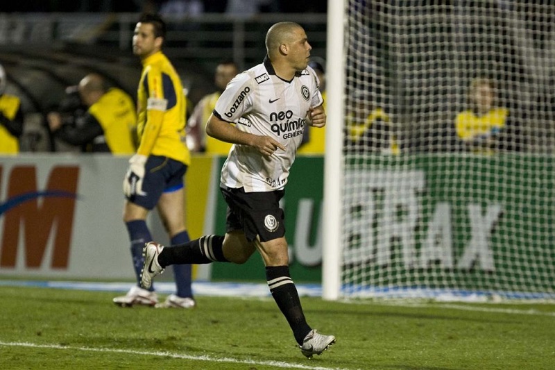 Trio ex-Corinthians dá show em vitória do Zenit; Mantuan lidera estatística  no Campeonato Russo