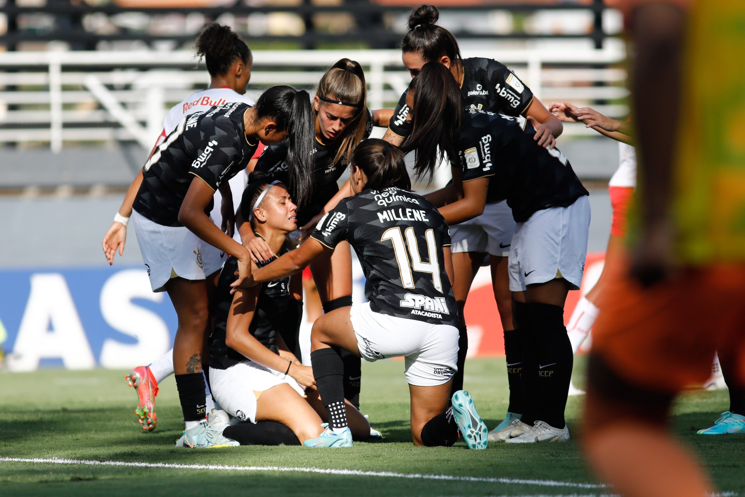 Corinthians vence o Red Bull Bragantino e garante vantagem em final da Copa  Paulista feminina