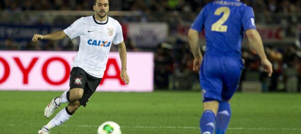 Romero faz publicação enigmática assistindo jogo do Corinthians