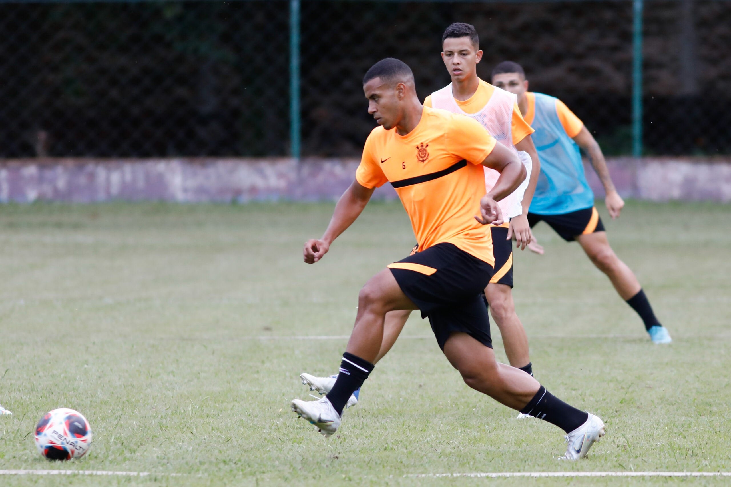 Técnico Do Corinthians Confirma Promoção De Joia Da Base E Se Diz ...