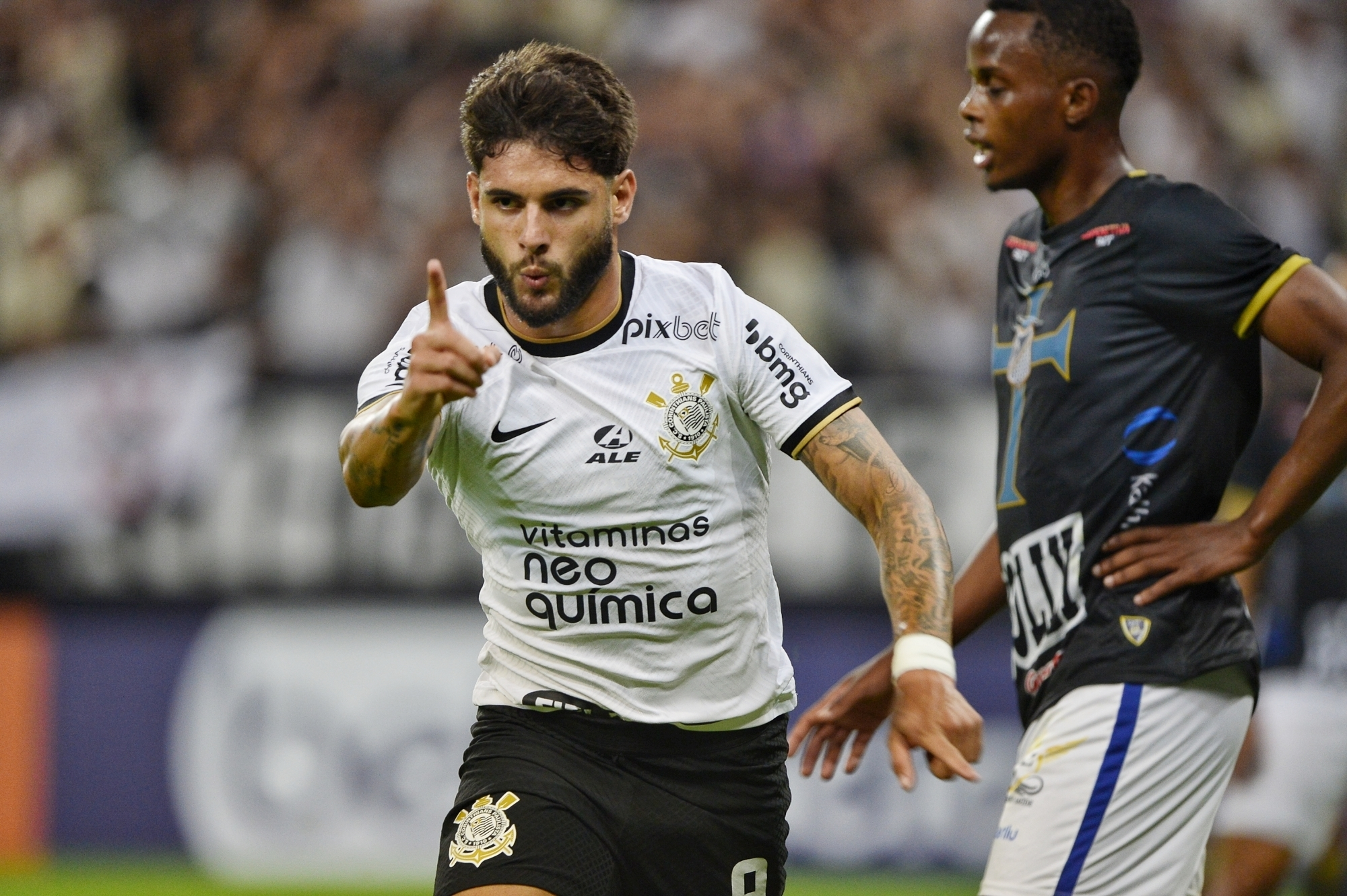 Corinthians bate Água Santa com show de Yuri Alberto e Róger Guedes e vence  a primeira em 2023